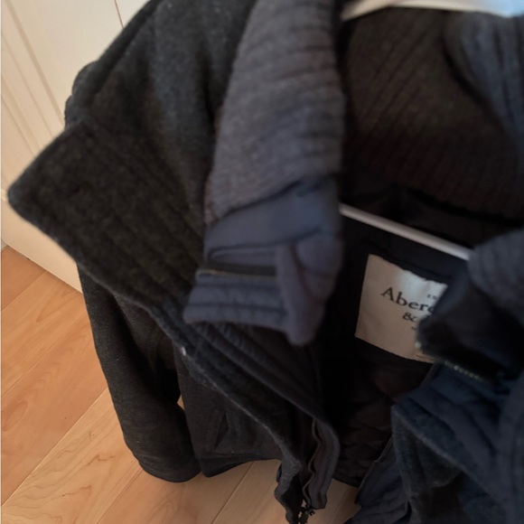 Abercrombie & Fitch Men's Dark Gray Jacket - Picture 4 of 4